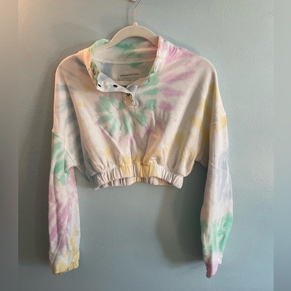 Aeropostale Tops - Aeropostale cropped sweatshirt